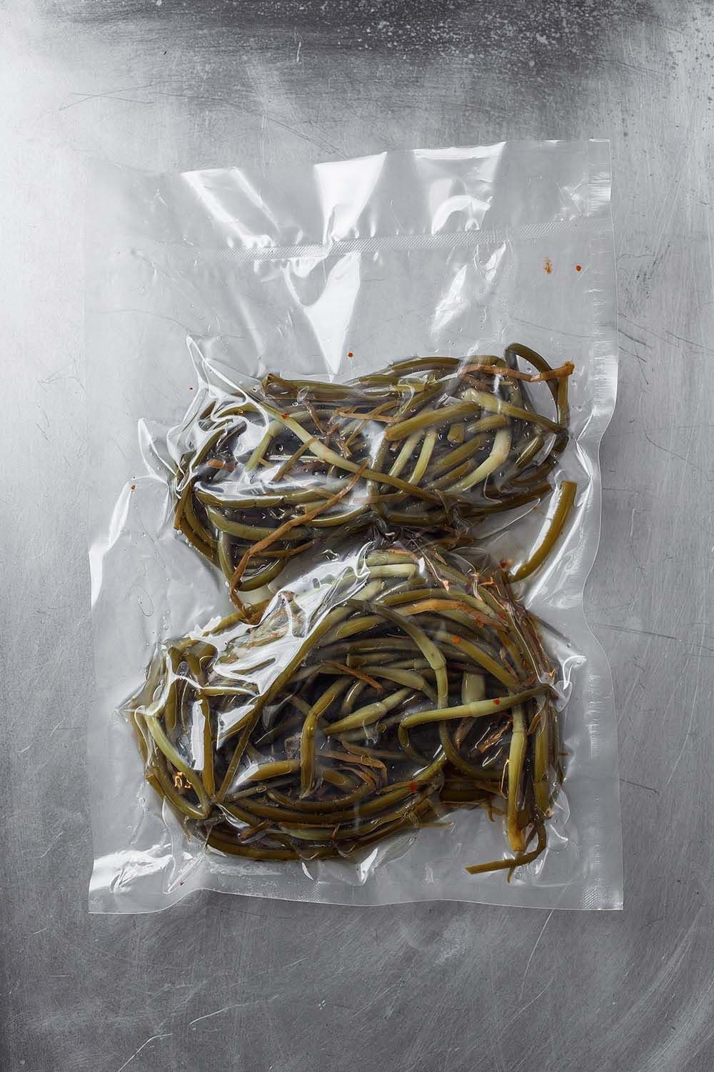 100 rokiv tomu vpered